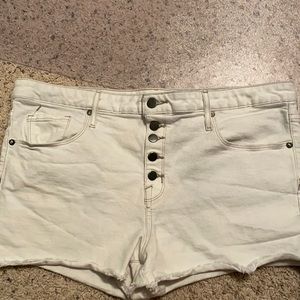 White high rise shorts